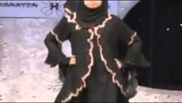 Dubai Abaya Fashion Show 2011 –  Hanayen Abayat Spring/Summer 2011