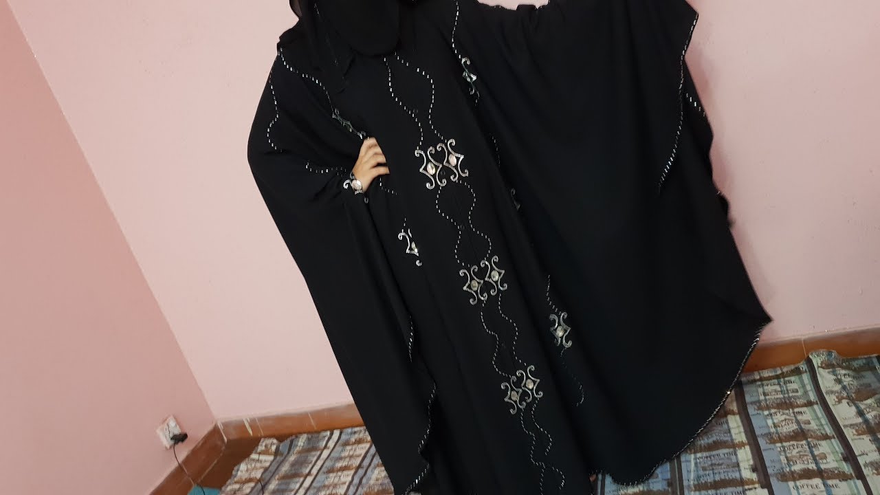 Abaya Designs #47 – Black & White Queen | Pearls Abaya 2018 | Queen Trends Abaya | Arabic Hijab