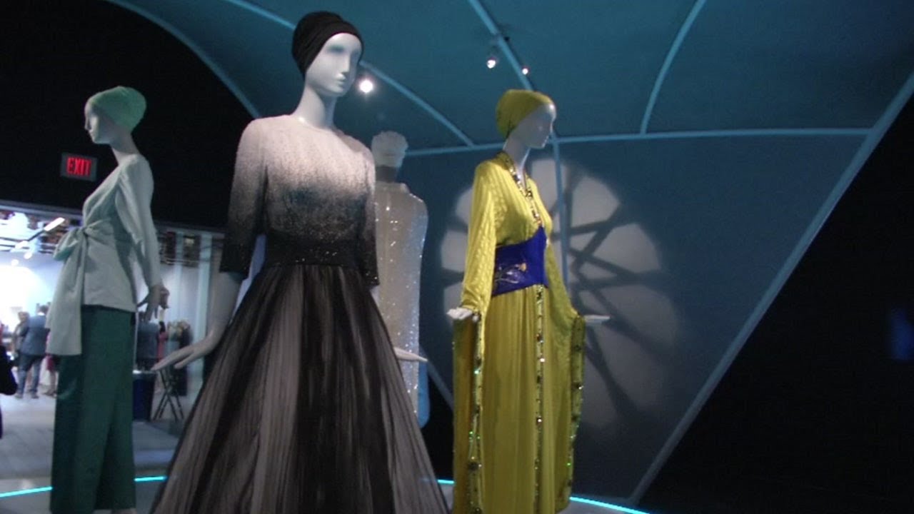 San Francisco’s De Young Museum reveals Muslim fashion exhibit