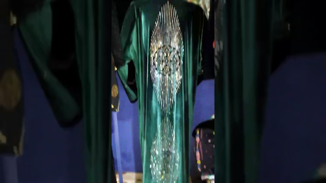 #abaya #vêtements #shoppings #femme #ملابس #نسائية #عبايات #boutique #dubai #shop